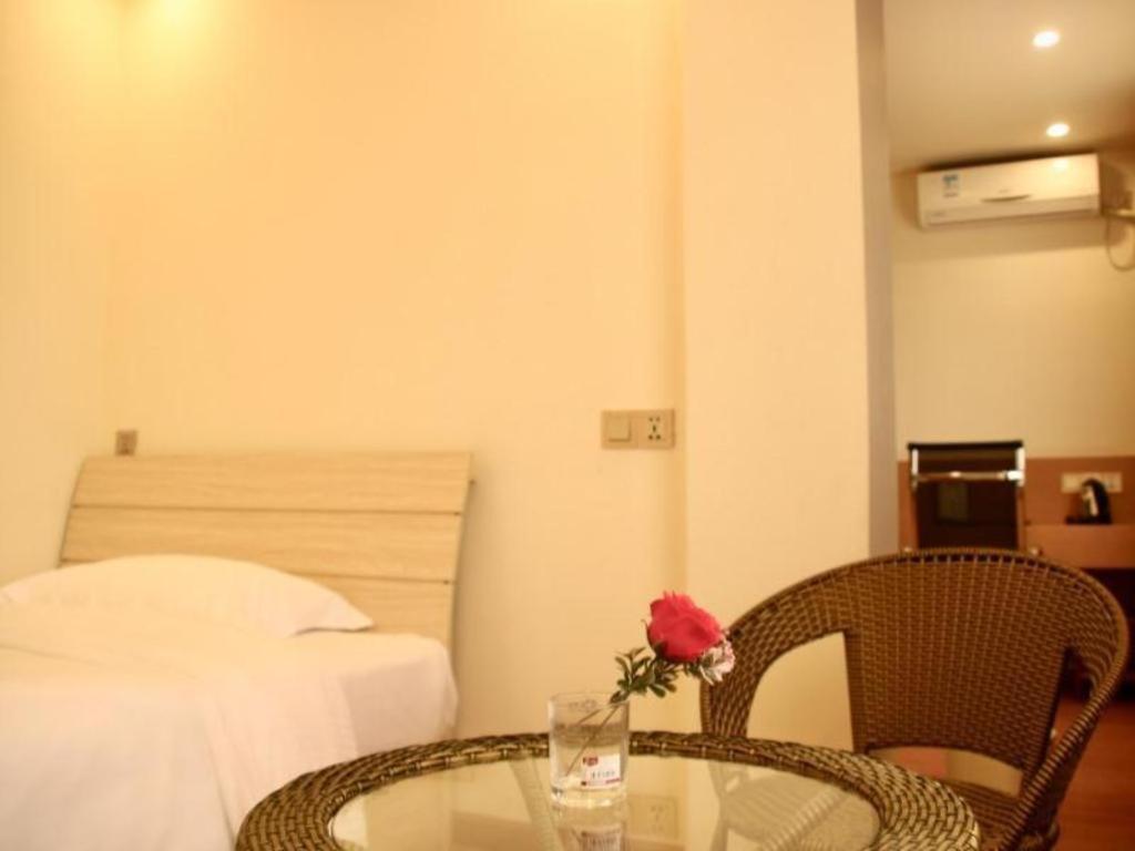 Greentree Inn Zhejiang Ningbo South Railway Station Express Hotel Eksteriør billede